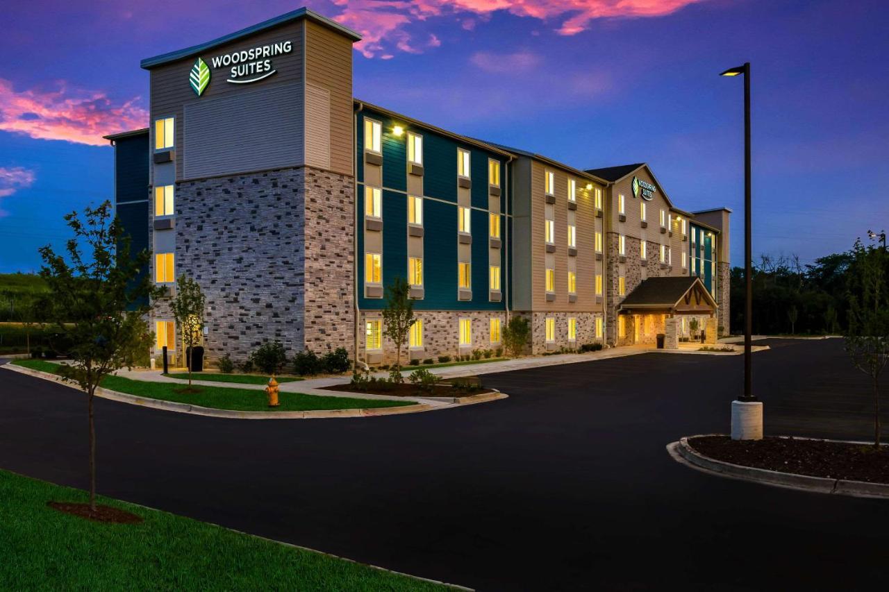 Woodspring Suites Chicago Addison Bagian luar foto
