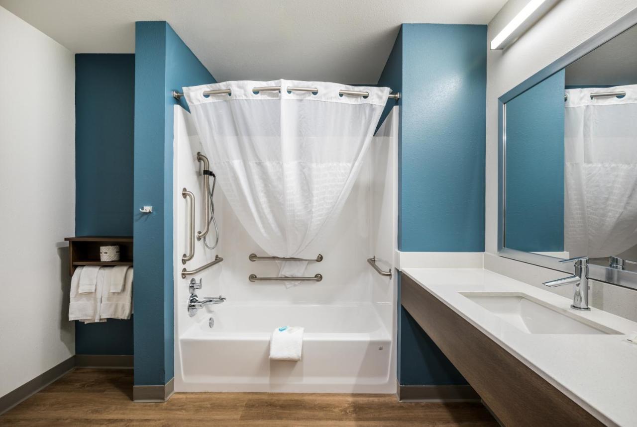 Woodspring Suites Chicago Addison Bagian luar foto